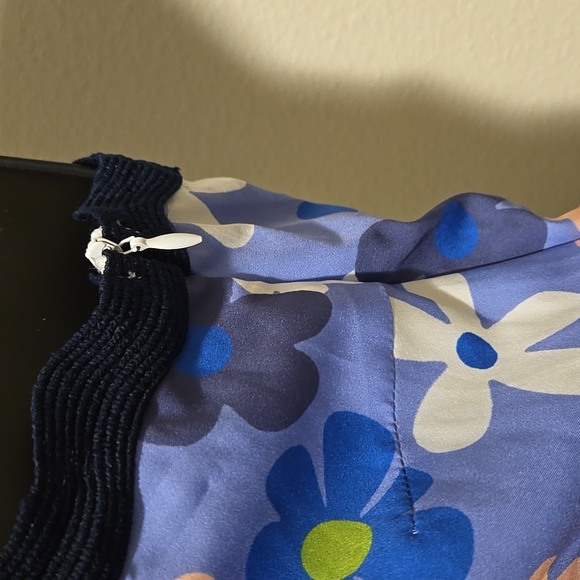 Sunday Up One Shoulder Floral Dress - Picture 6 of 9